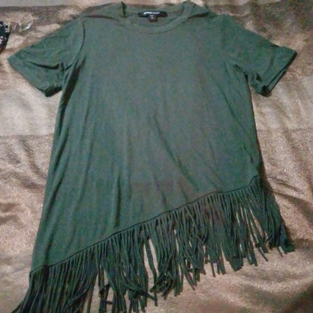 Forrest green soft loose flowy tee with tassles!